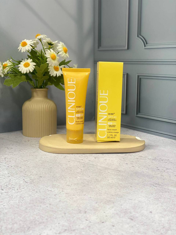 ضدآفتاب ژلی کلینیک SPF40
